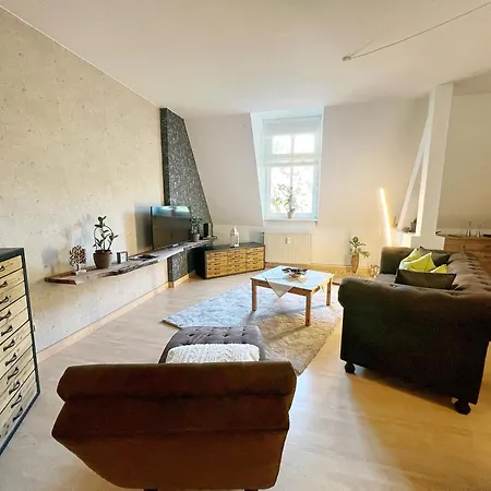 Apartment Atelierwohnung Mit Parkblick *